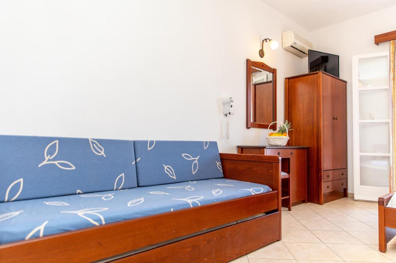 Surfer Paradise Naxos City Luaran gambar